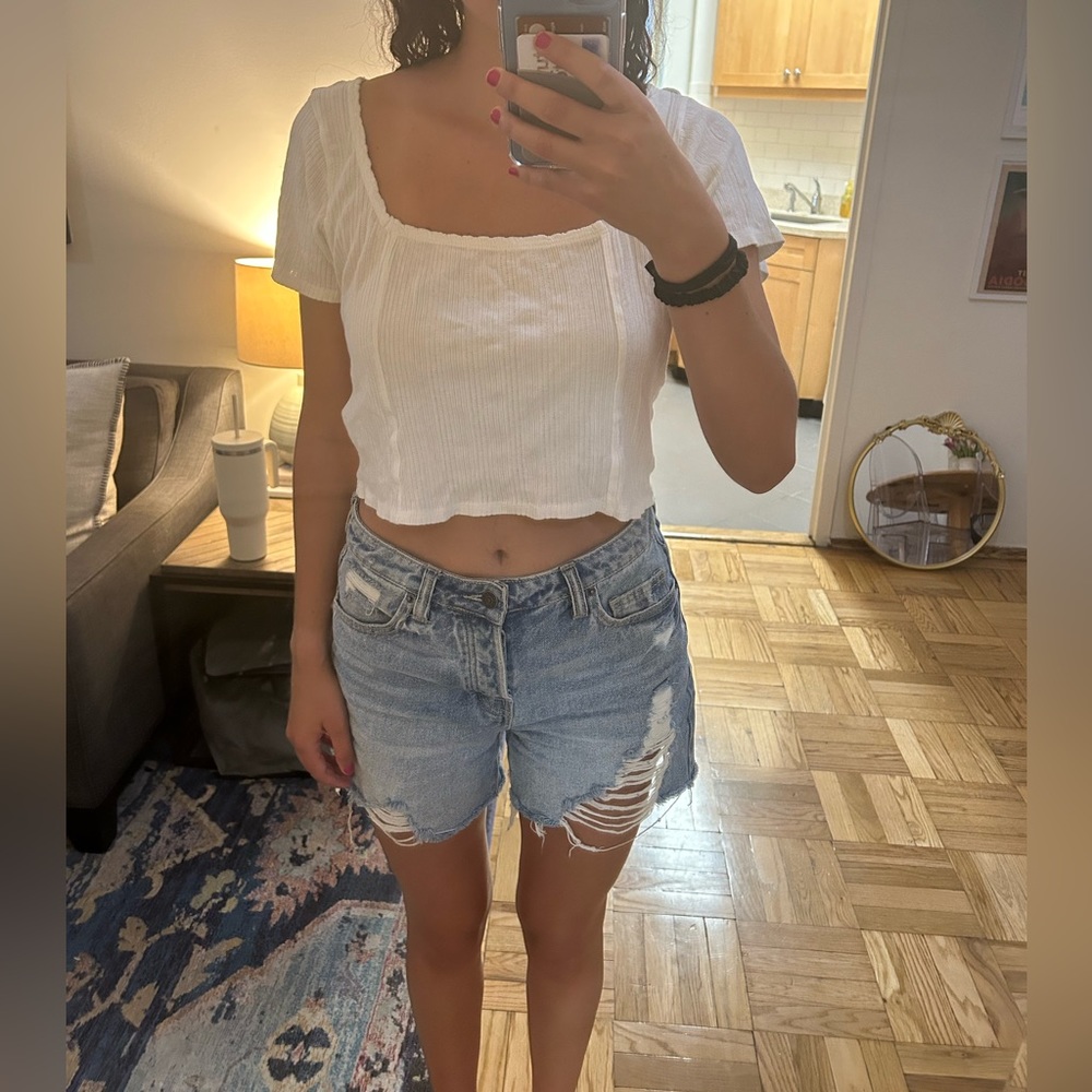 White free people baby tee